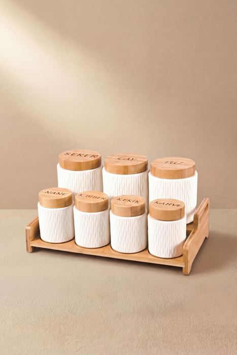 dokulu porselen baharat takımı bambu kapaklı bambu standlı beyaz kavanoz seti